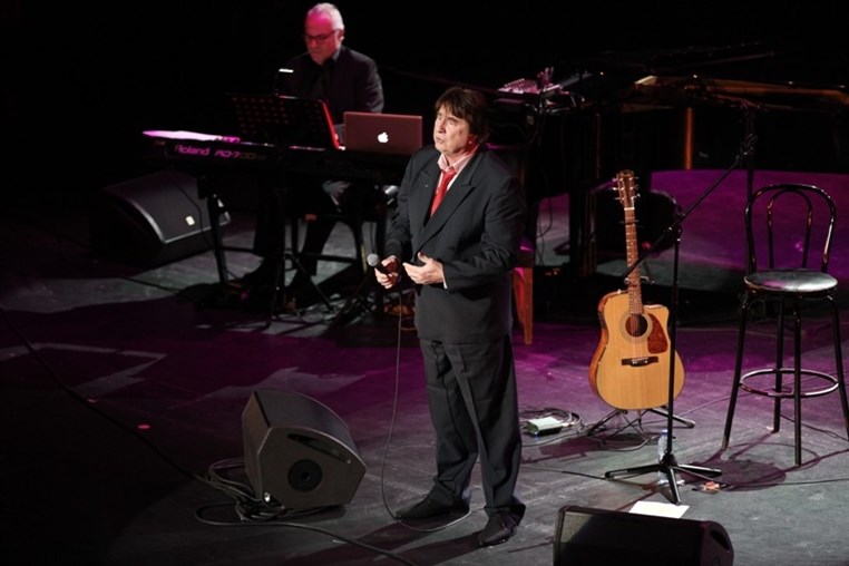 Bernard Sauvat Au Casino Du Liban